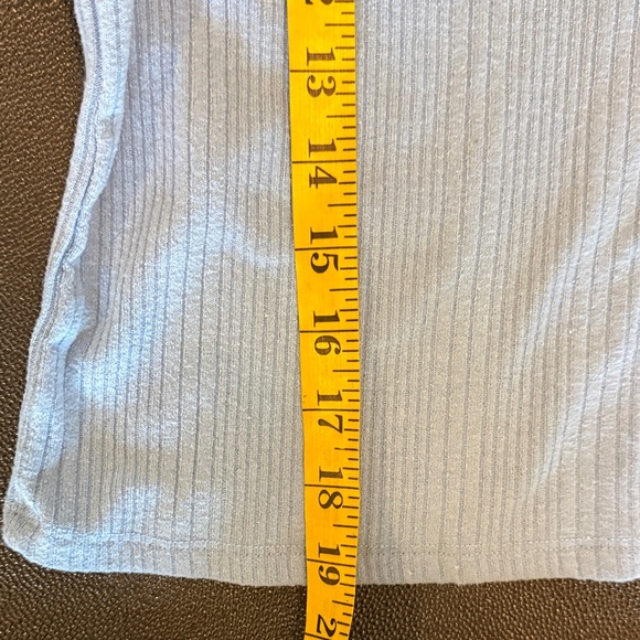 Zara Women’s Sky Blue Ruffle Sleeve Blouse size Small - Picture 4 of 4